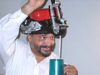 Illustration for article titled RoFo Headgear Sure Does Make You Look Cool, Drunk